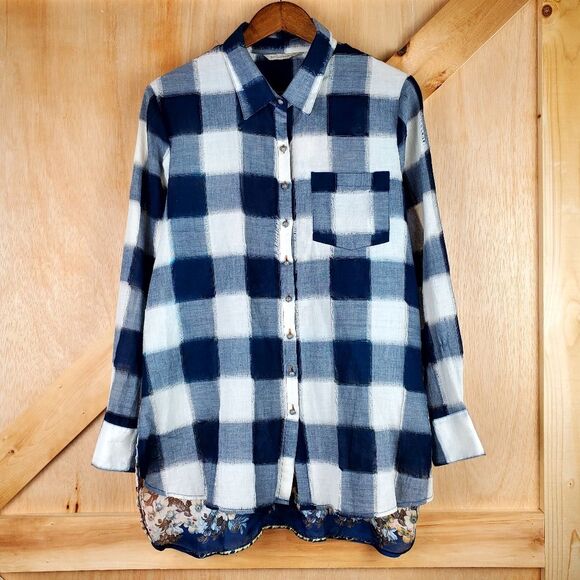 SOFT SURROUNDINGS Blue and White Plaid Pattern Floral Print Button Down Blouse - Picture 1 of 6